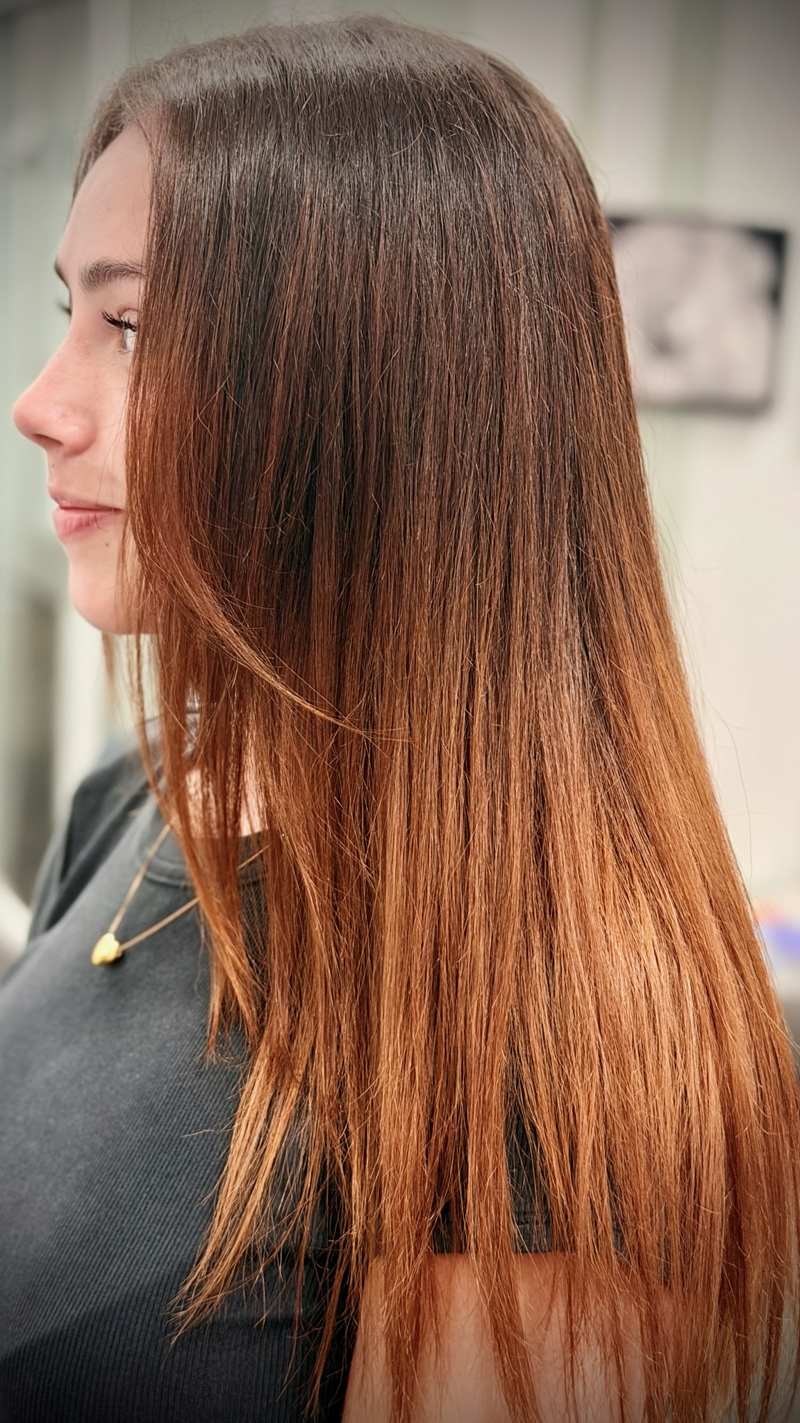 Curly brunette balayage by Sonias